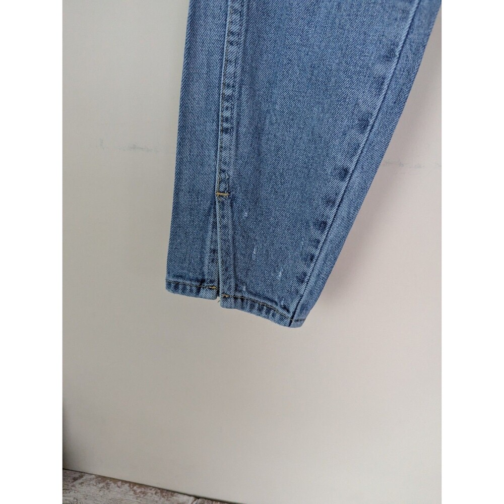 AMO Twist Sweet Cheeks Distressed Light Wash Jeans Twisted Hem 25 Cropped - Picture 4 of 8